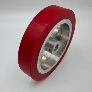 驅(qū)動(dòng)滾筒與聚氨酯膠輪 工業(yè)輸送系統(tǒng)中的關(guān)鍵組合